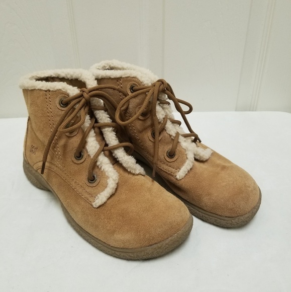 earth origins suede ankle boots